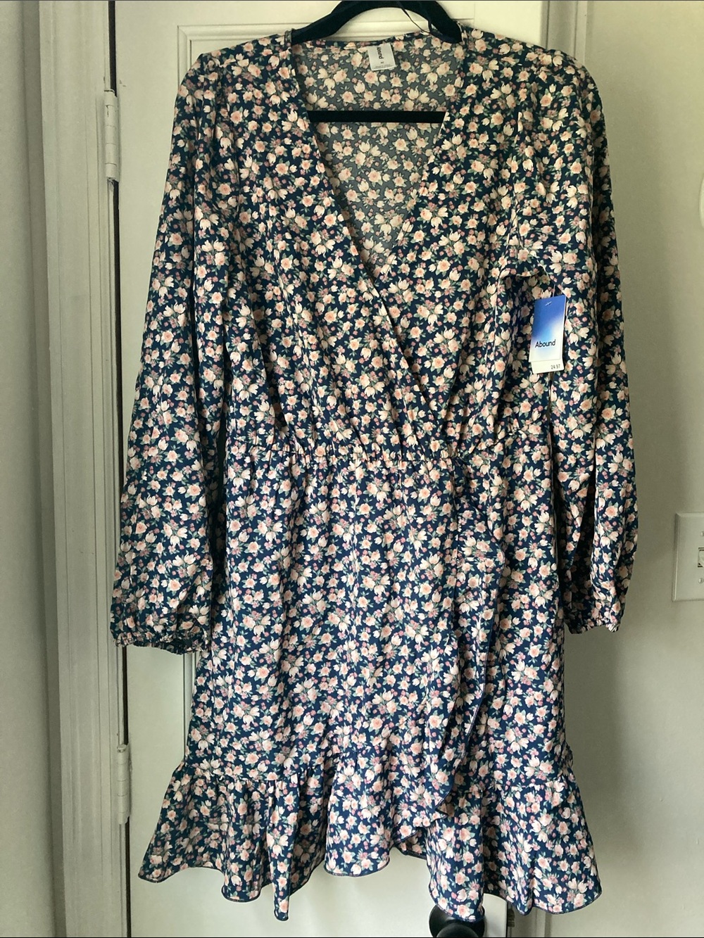 NWT Abound Blue-Pink Ditsy Floral Faux Wrap-Style Women’s Dress